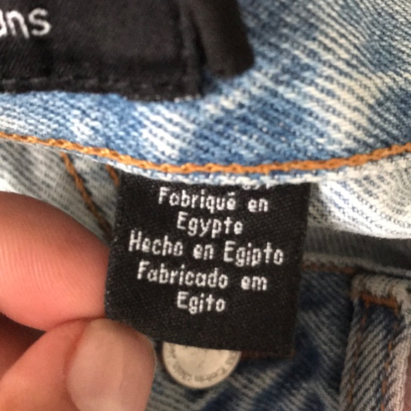 90’s Calvin Klein Jeans. - Picture 5 of 7